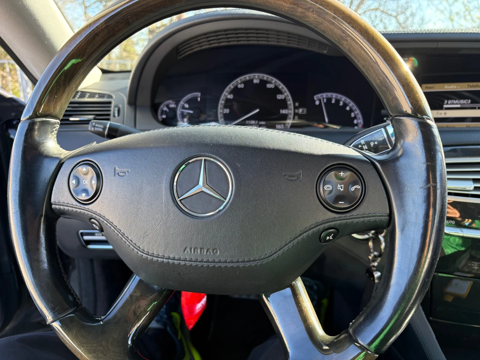 Mercedes-Benz CL 500 4MATIC, снимка 6 - Автомобили и джипове - 55071074