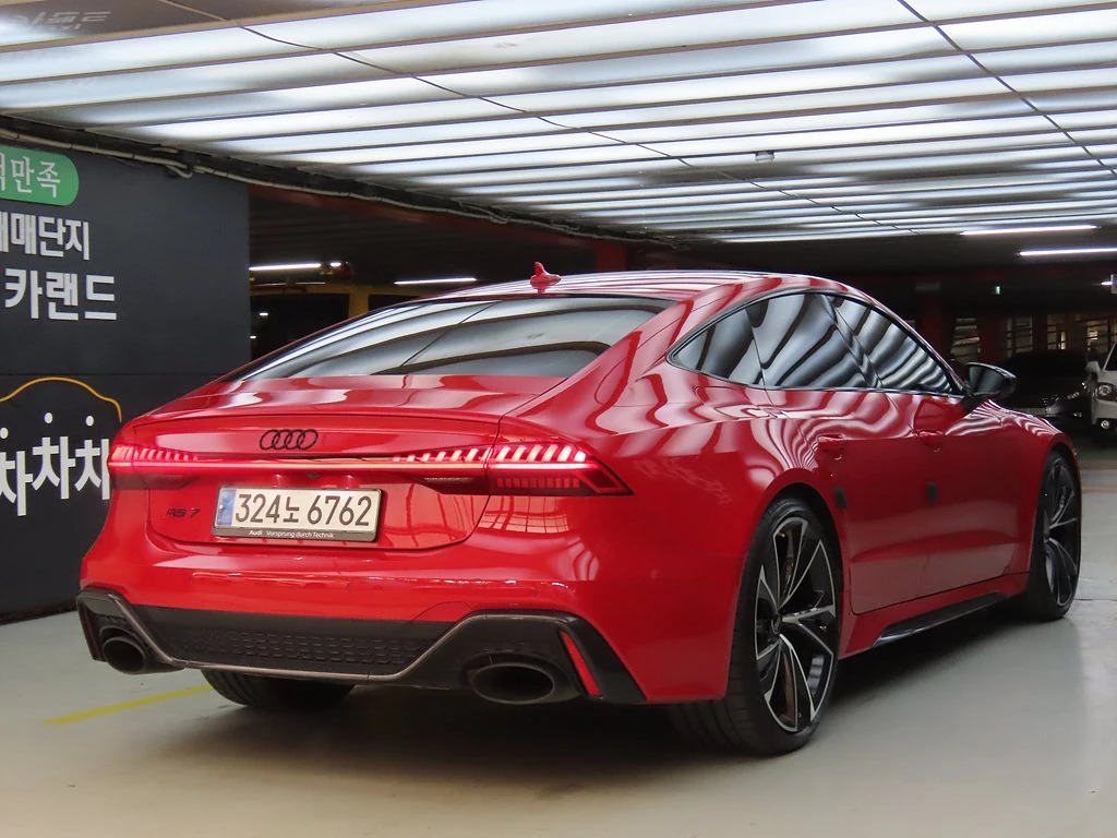 Audi Rs7 ЛЮК* HUD* 360* KEYLESS* ПОДГРЕВ ВОЛАН* КРАЙНА ЦЕНА, снимка 4 - Автомобили и джипове - 55336570