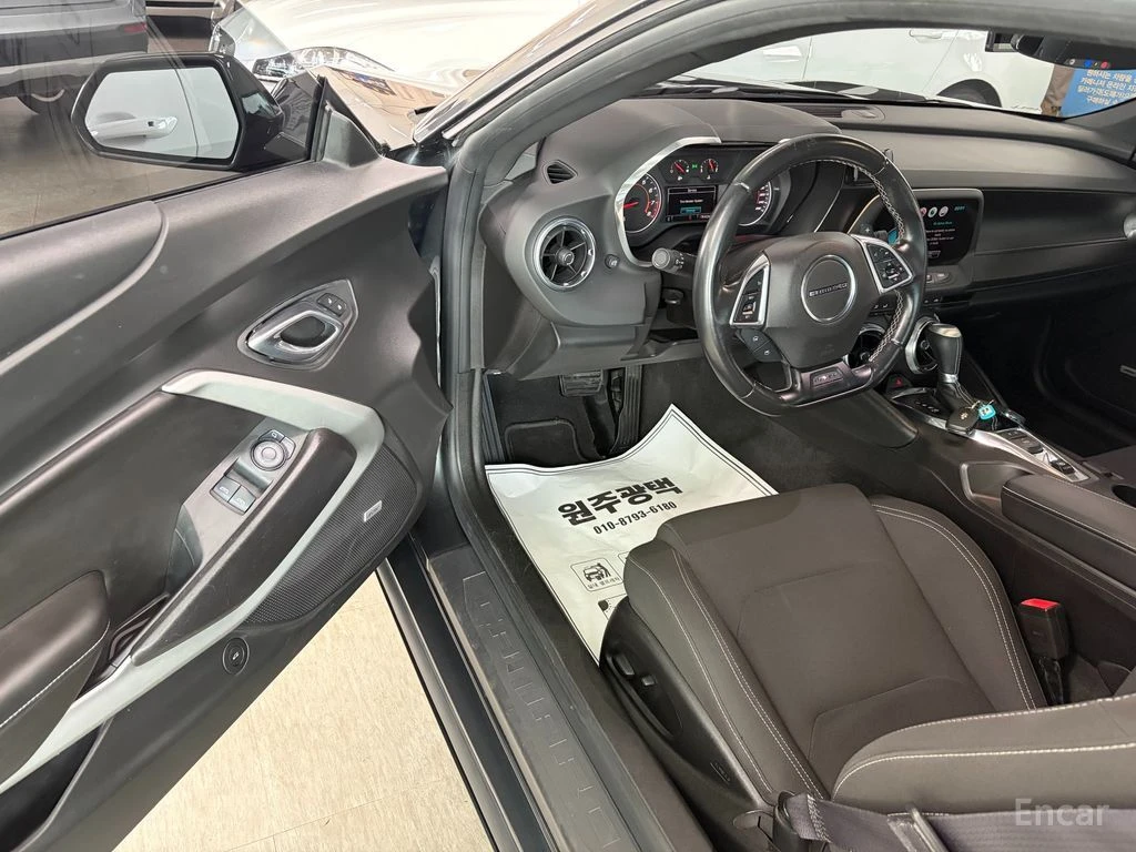 Chevrolet Camaro SS* 6.2* V8* ПОДГРЕВ* ОБДУХВАНЕ* КАМЕРА* КЕЙЛЕС* , снимка 9 - Автомобили и джипове - 55749513