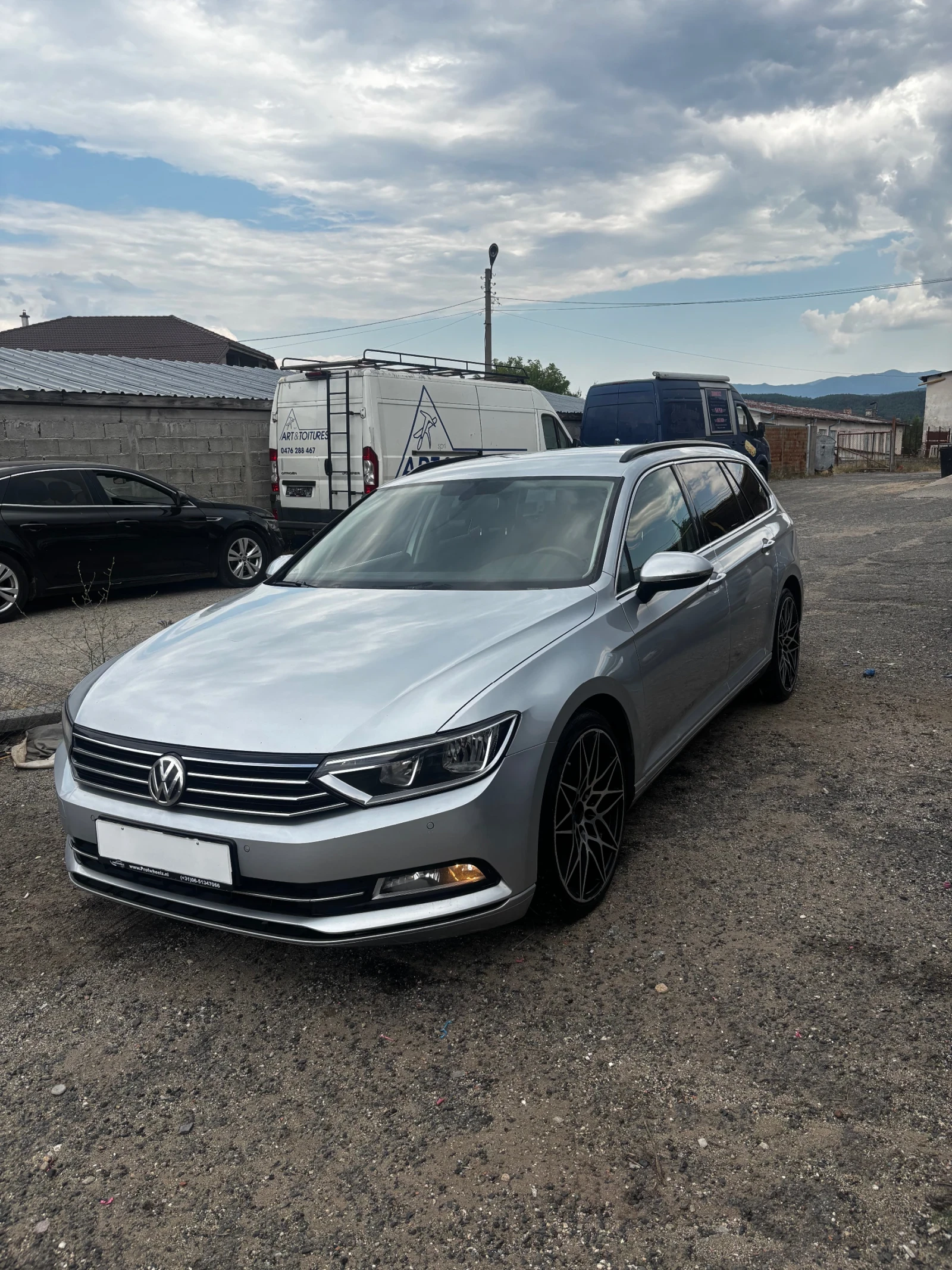 VW Passat, снимка 5 - Автомобили и джипове - 55837598