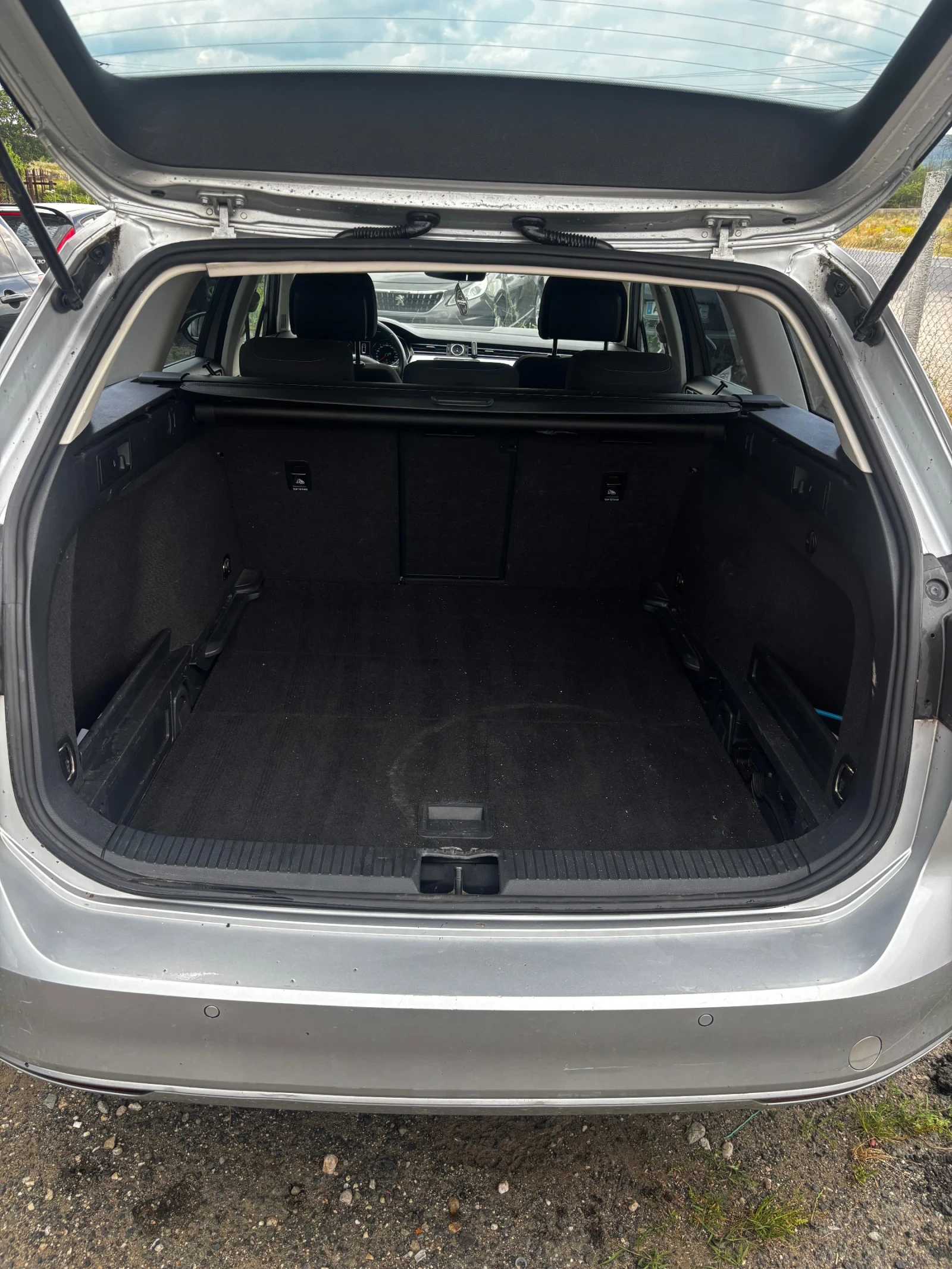 VW Passat, снимка 6 - Автомобили и джипове - 55837598