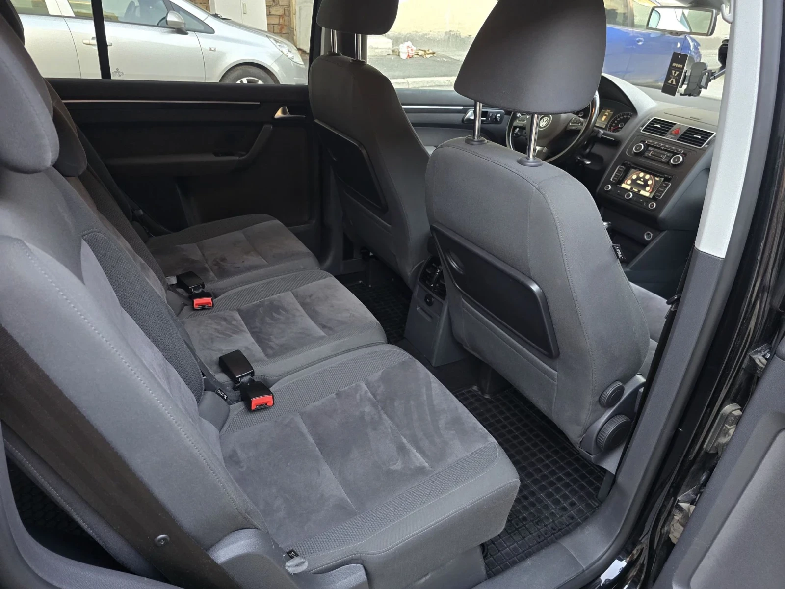 VW Touran Highline, 170k.c., снимка 11 - Автомобили и джипове - 55849162