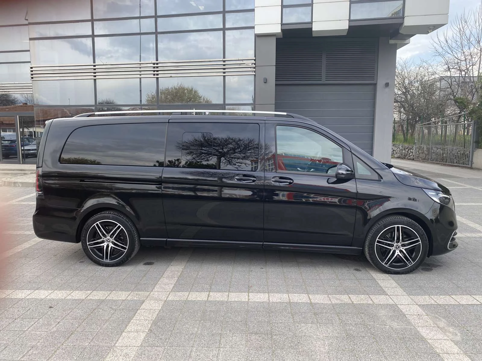 Mercedes-Benz V 300, снимка 6 - Автомобили и джипове - 55993901