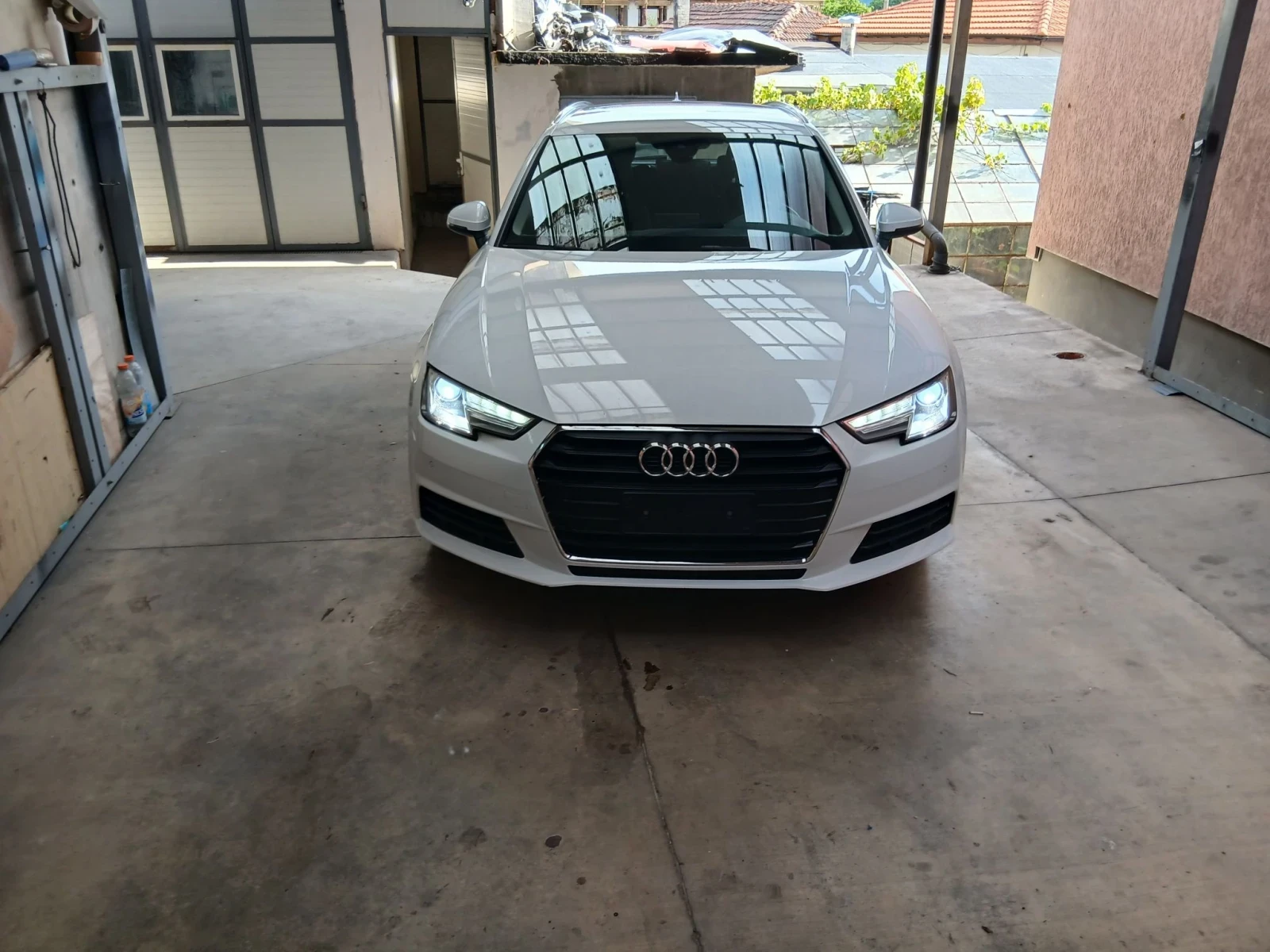 Audi A4 Б9 150ks.151000km.S TRONIK