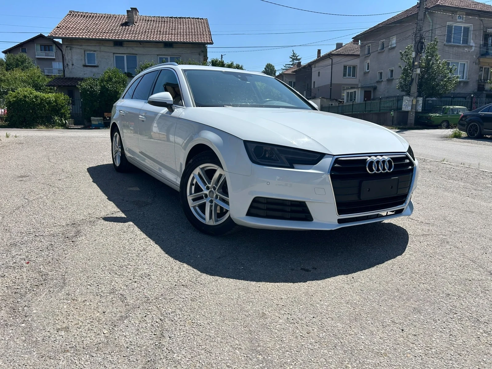 Audi A4 Б9 150ks.151000km.
