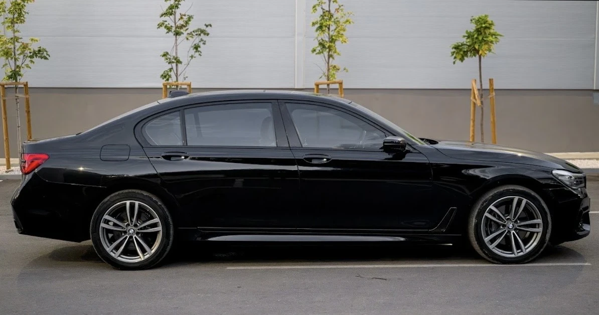 BMW 740 Li X-Drive//M-PACKET* * B58, снимка 4 - Автомобили и джипове - 56205953