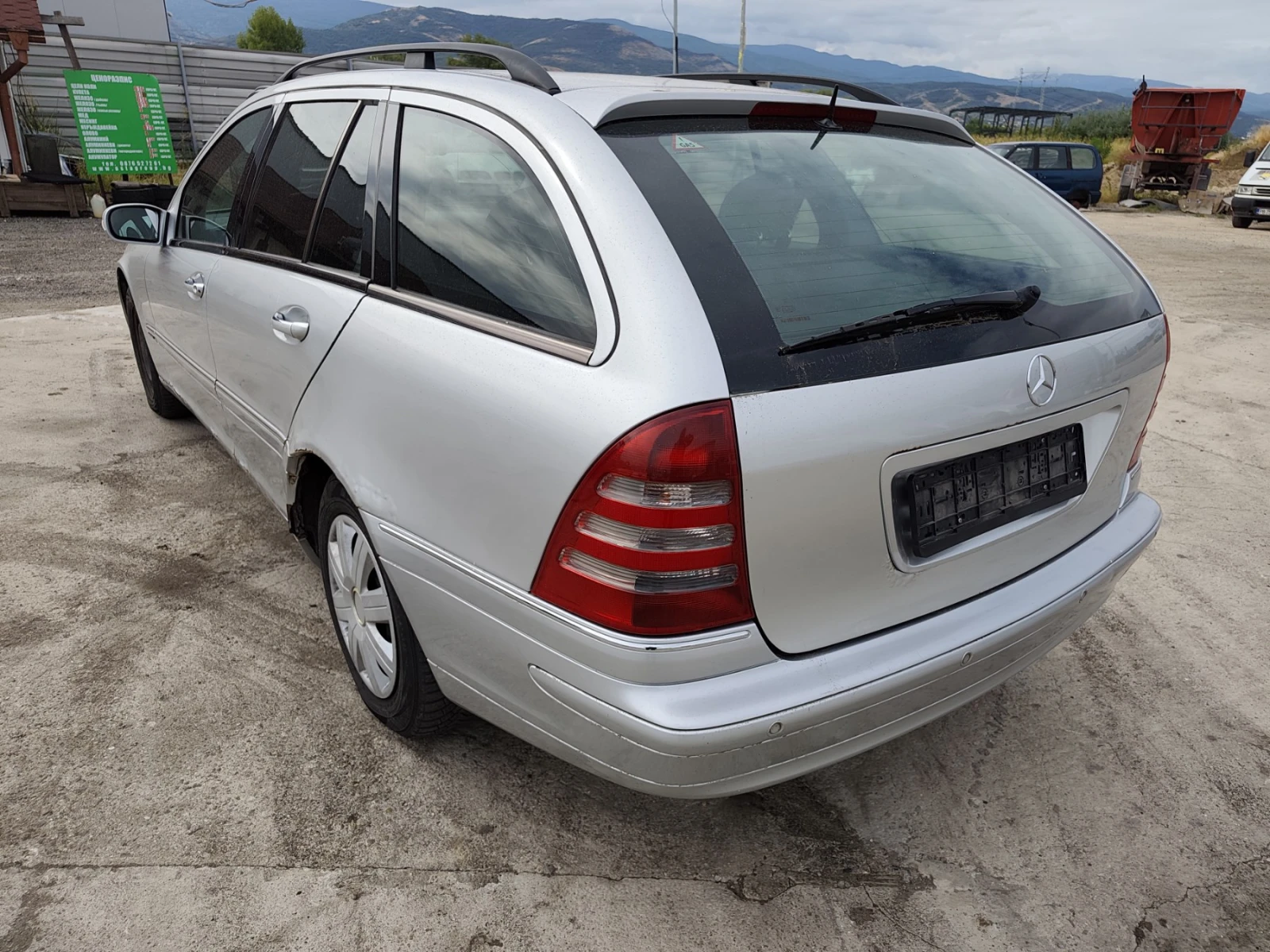 Mercedes-Benz C 200 Kompresor, снимка 4 - Автомобили и джипове - 56268033