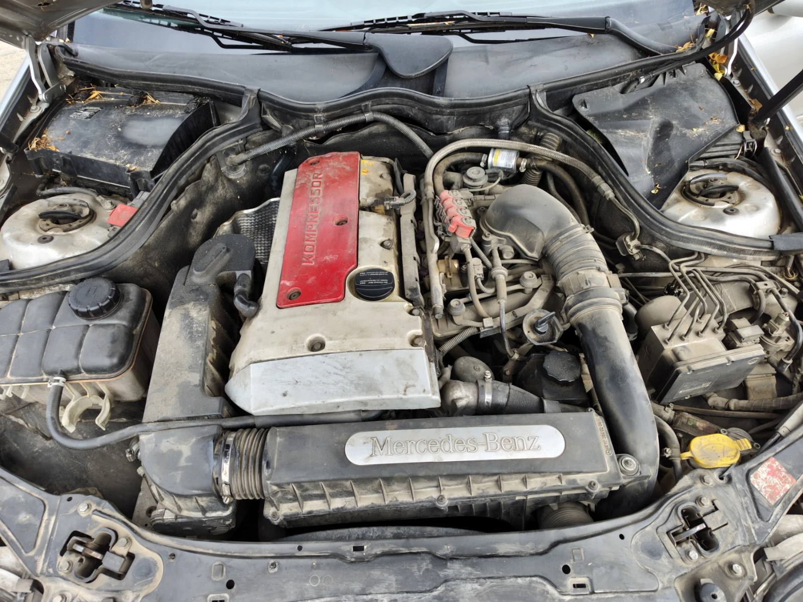 Mercedes-Benz C 200 Kompresor, снимка 7 - Автомобили и джипове - 56268033