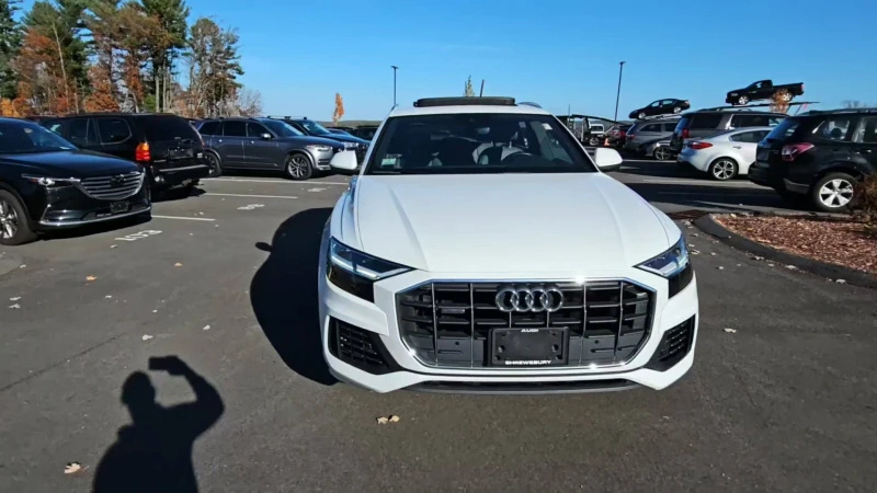 Audi Q8 PREMIUM * КРАЙНА ЦЕНА* БЕЗ ЩЕТА* , снимка 1 - Автомобили и джипове - 47957140