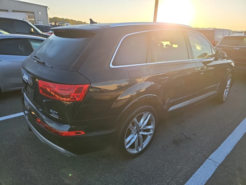 Audi Q7, снимка 6 - Автомобили и джипове - 48811788