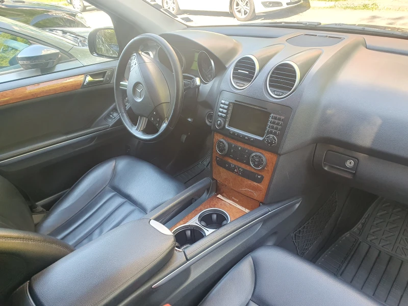 Mercedes-Benz ML 320 CDI, снимка 11 - Автомобили и джипове - 48881978