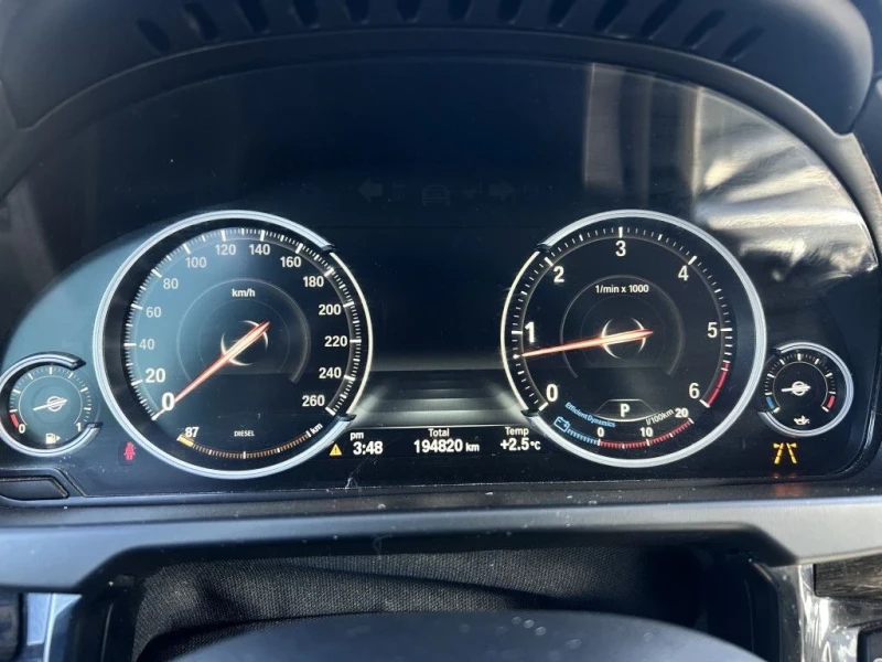 BMW X5 2015* ДИЗЕЛ* КАМЕРА* HARMAN* PANO* ПОДГРЕВИ* LANEA, снимка 4 - Автомобили и джипове - 52318028