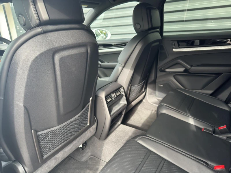 Porsche Cayenne E-HYBRID/COUPE/FACELIFT/BOSE/PANO/360/SPORT CHRONO, снимка 16 - Автомобили и джипове - 51887885