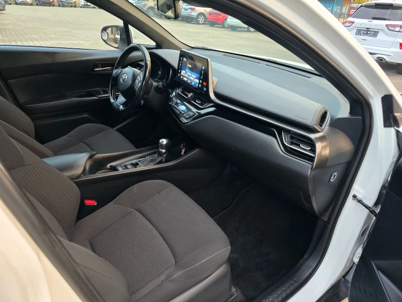 Toyota C-HR 1.8HYBRID, 102400км., 2017г.!, снимка 11 - Автомобили и джипове - 52163207