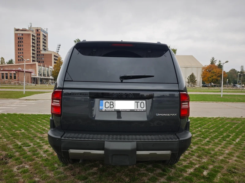 Toyota Land cruiser i-FORCE MAX Full Hybrid 4WD ECT-i, снимка 5 - Автомобили и джипове - 52702705