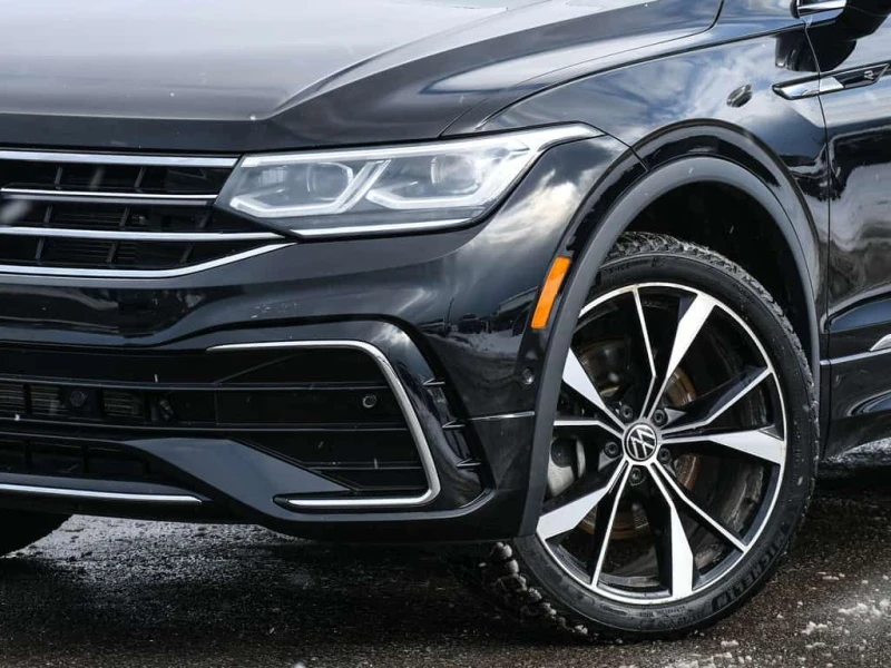 VW Tiguan * Highline R Line 4MOTION * CARFAX * ЦЕНА ДО БГ, снимка 2 - Автомобили и джипове - 53524494