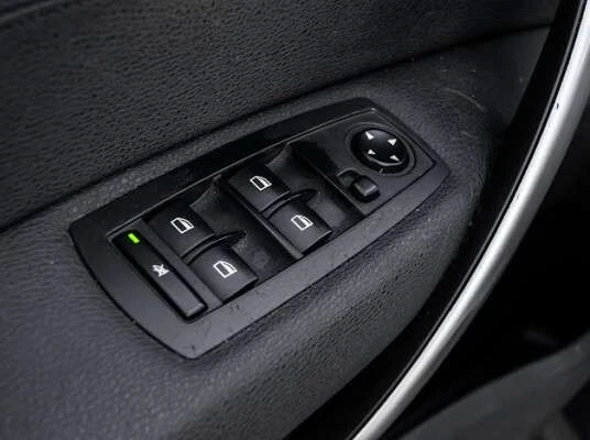 BMW X3 * CARFAX * ЦЕНА ДО БГ, снимка 17 - Автомобили и джипове - 53204387