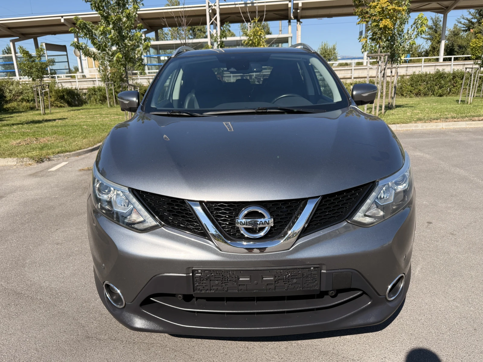 Nissan Qashqai 1.6DCI* KAMERA(360)* КОЖА* ПОДГРЕВ* FULL*  - изображение 2