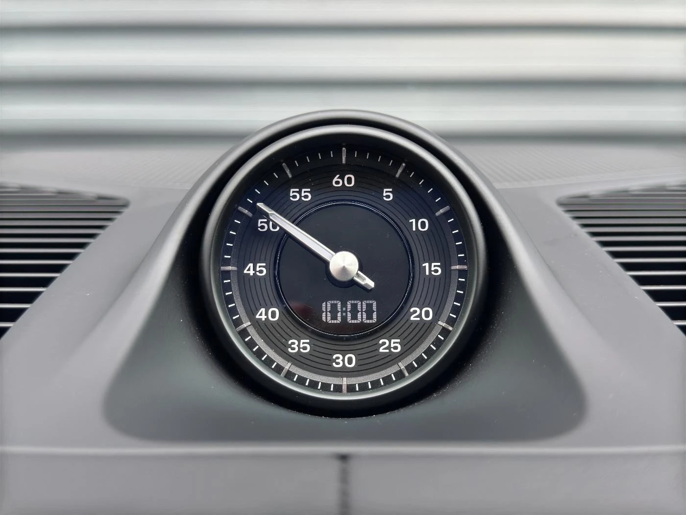 Porsche Cayenne E-HYBRID/COUPE/FACELIFT/BOSE/PANO/360/SPORT CHRONO | Mobile.bg   13