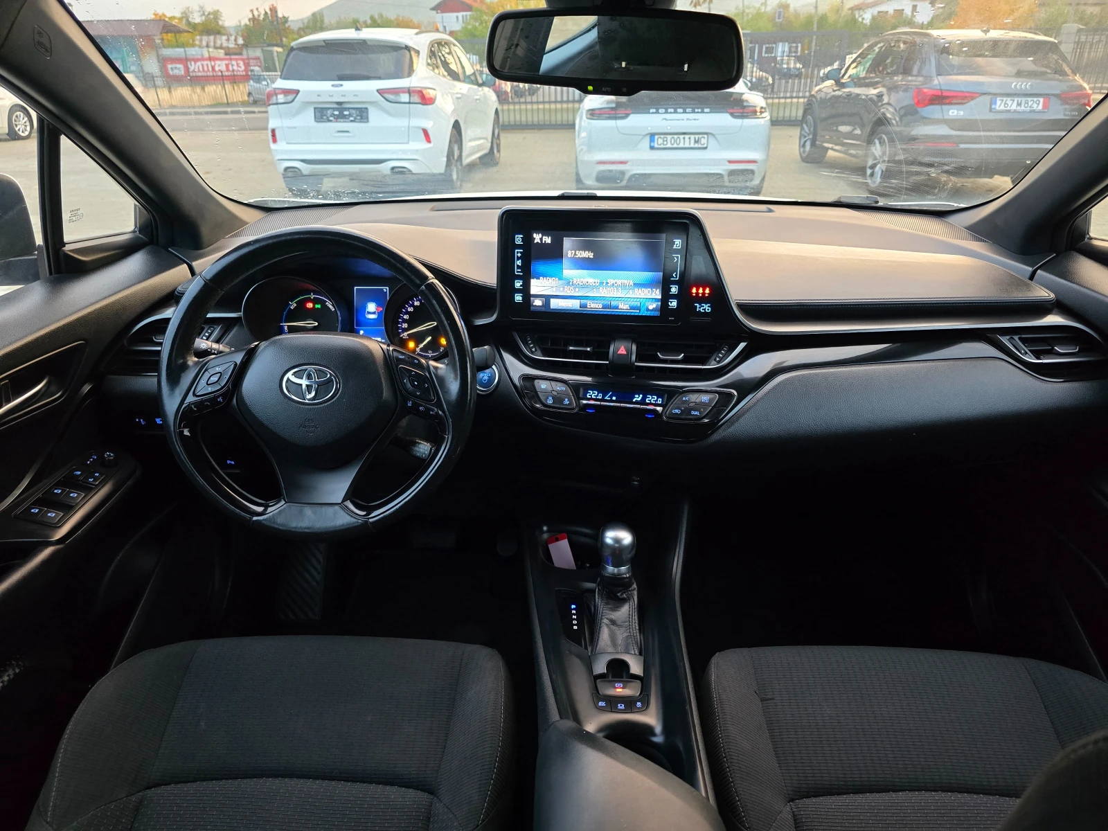 Toyota C-HR 1.8HYBRID, 102400км., 2017г.! | Mobile.bg — изображение 10