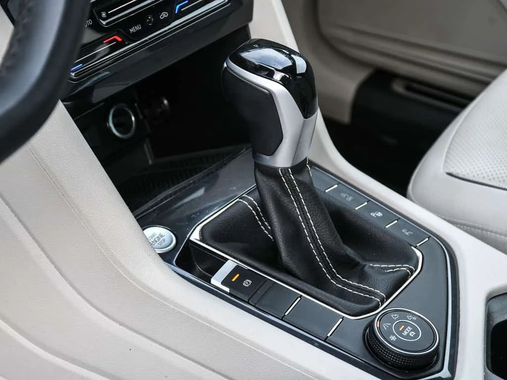 VW Tiguan * Highline R Line 4MOTION * CARFAX * ���� �� �� | Mobile.bg � ����������� 13