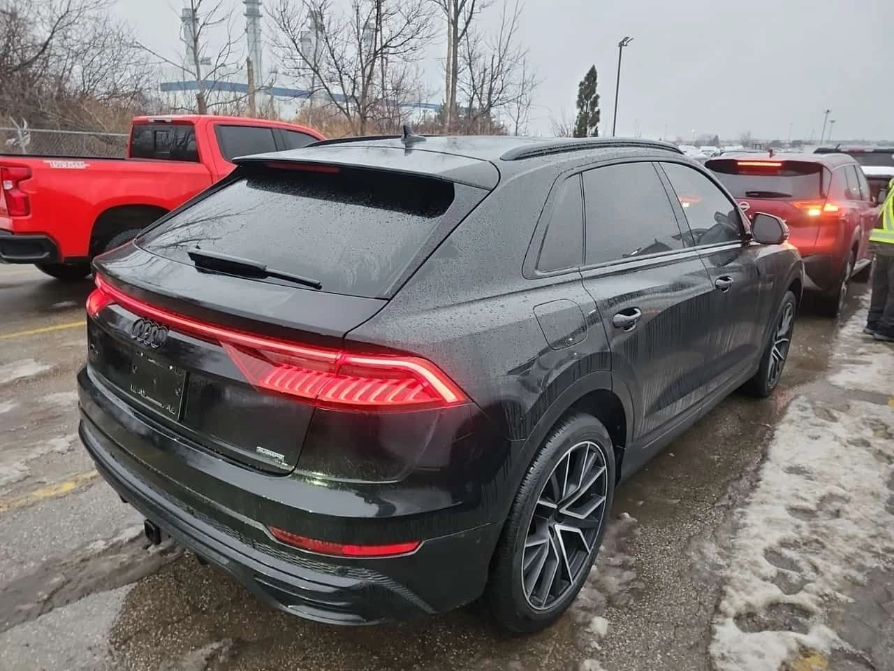 Audi Q8 * PROGRESSIV* ДИСТРОНИК* 360 КАМЕРА* ПОДГРЕВ* ОБДУ, снимка 4 - Автомобили и джипове - 53728871