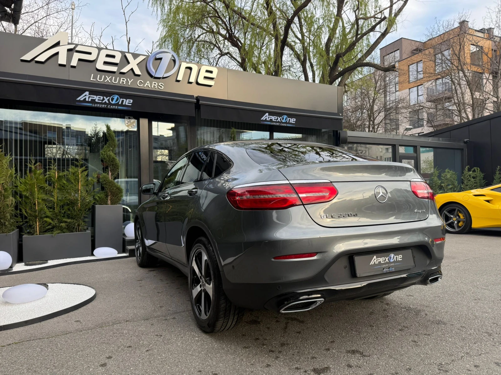 Mercedes-Benz GLC 220, снимка 4 - Автомобили и джипове - 54159244