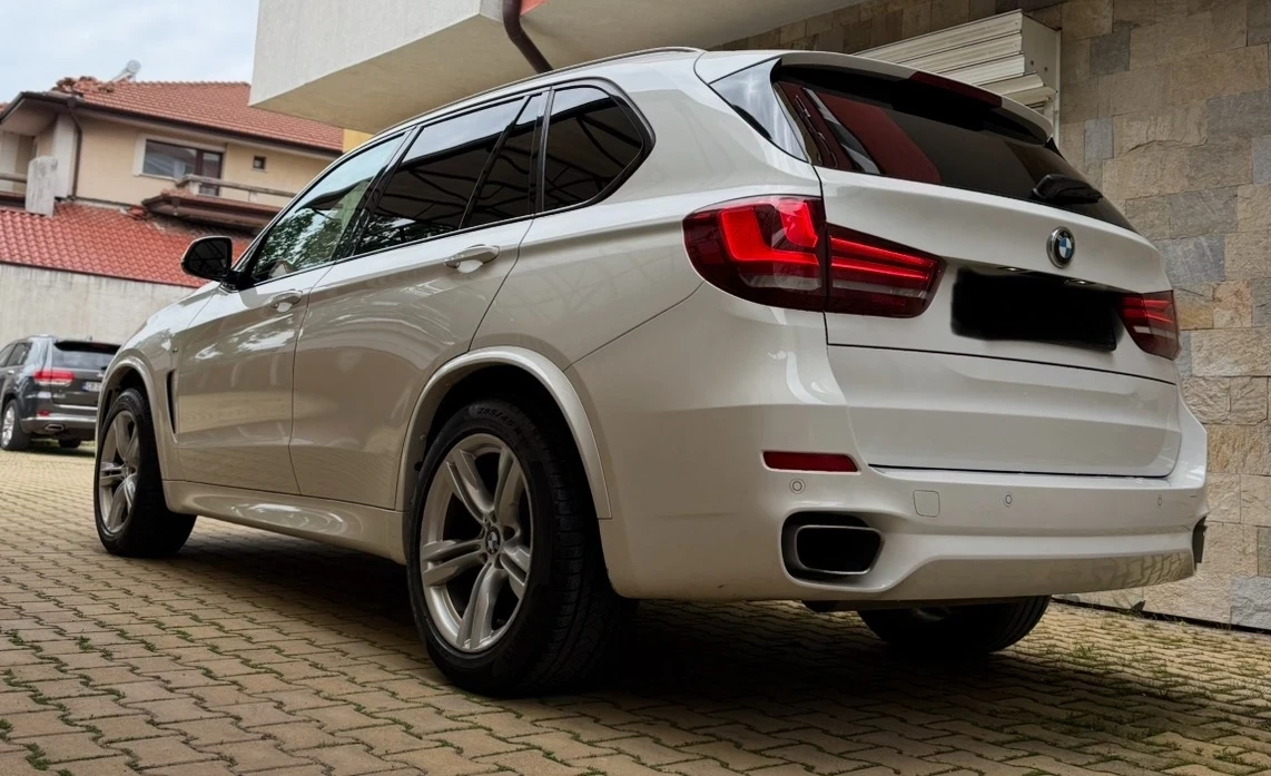 BMW X5 Xdrive M pack СМЕНЕНА ВЕРИГА!, снимка 3 - Автомобили и джипове - 54342029