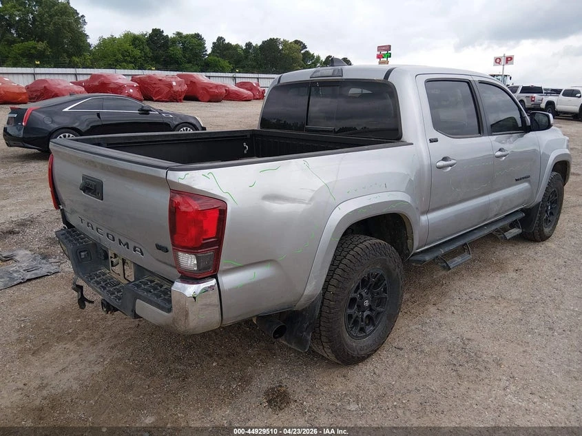 Toyota Tacoma 3.5l Sr5 V6, снимка 4 - Автомобили и джипове - 54568859