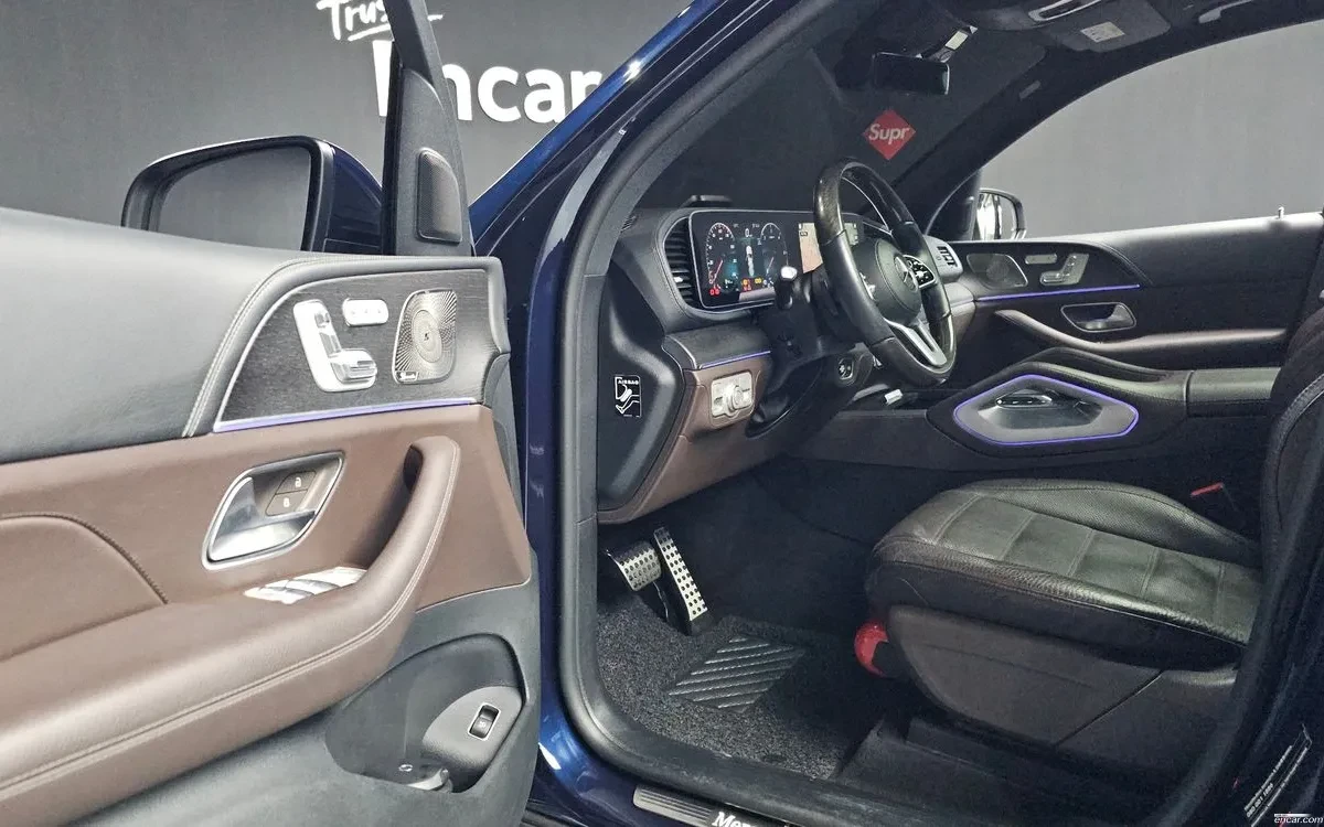Mercedes-Benz GLS 400 4MATC, Distronic, HeadUP, Обдух., Burmaster, 360-к, снимка 8 - Автомобили и джипове - 54682085