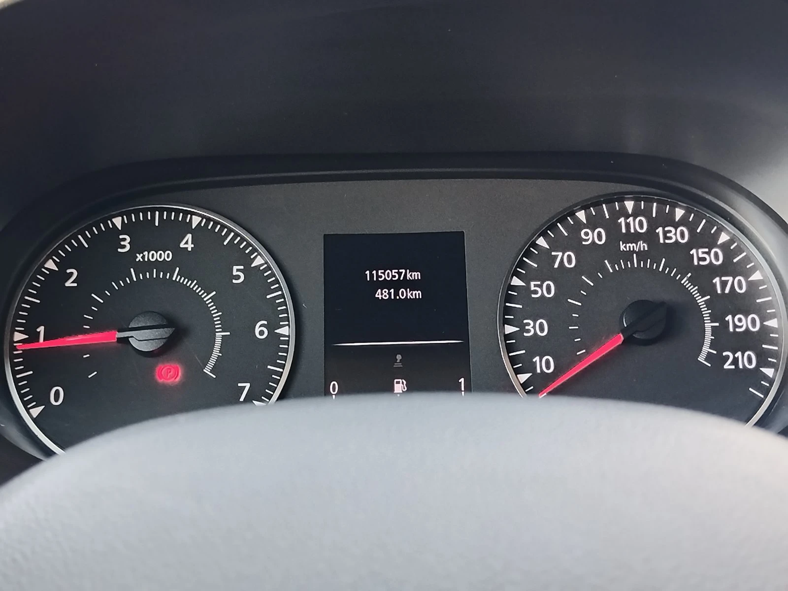 Dacia Duster KAPARIRAN!!! 1.5dCi/115к.с./4x4/Prestige, снимка 11 - Автомобили и джипове - 55790806