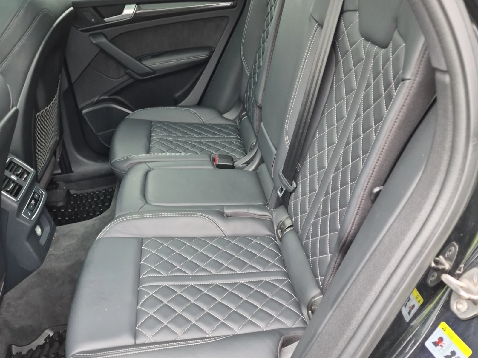 Audi SQ5 TECHNIK / АВТОКРЕДИТ, снимка 13 - Автомобили и джипове - 56509554