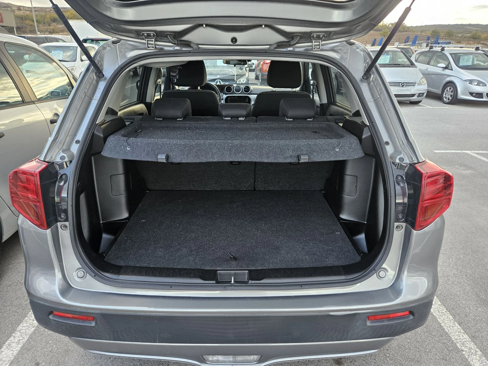 Suzuki Vitara, снимка 17 - Автомобили и джипове - 56700392