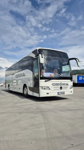     Mercedes-Benz Tourismo
