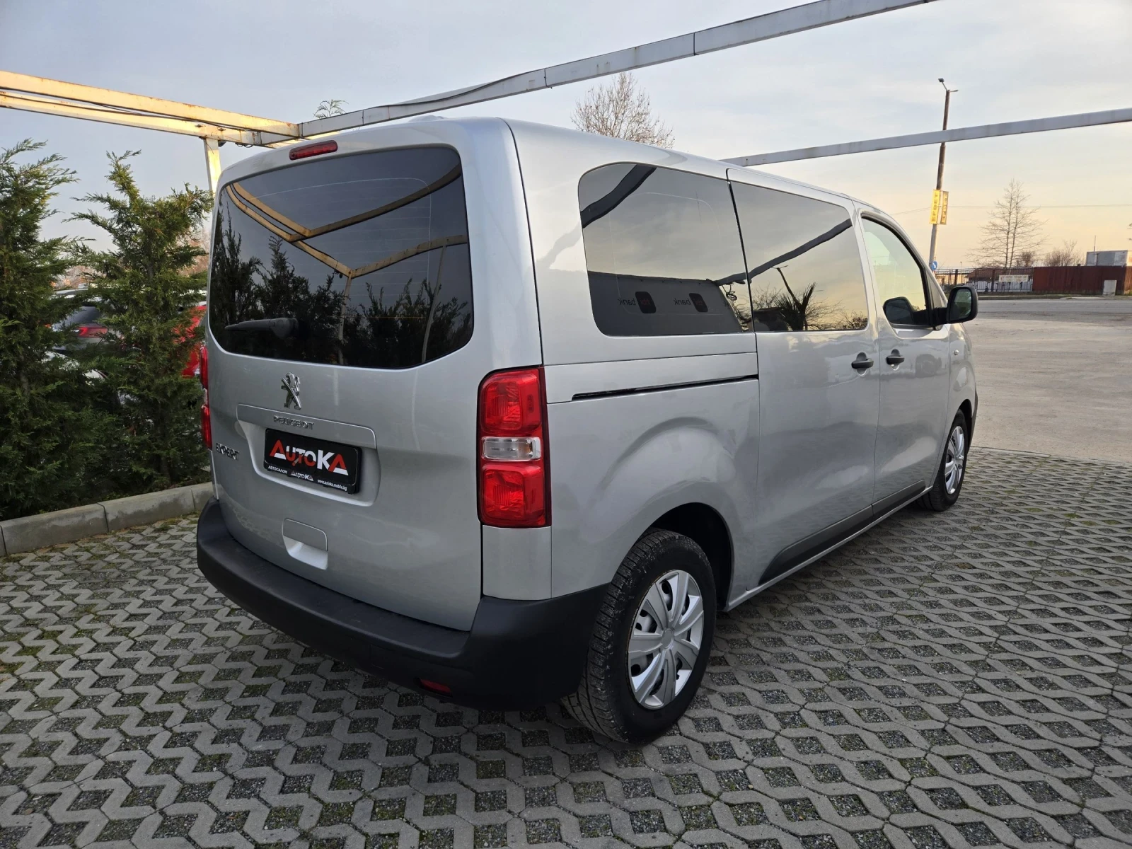 Peugeot Expert 2.0HDI-150кс= 6СКОРОСТИ= ТОВАРОПЪТНИЧЕСКИ, снимка 3 - Бусове и автобуси - 55016766