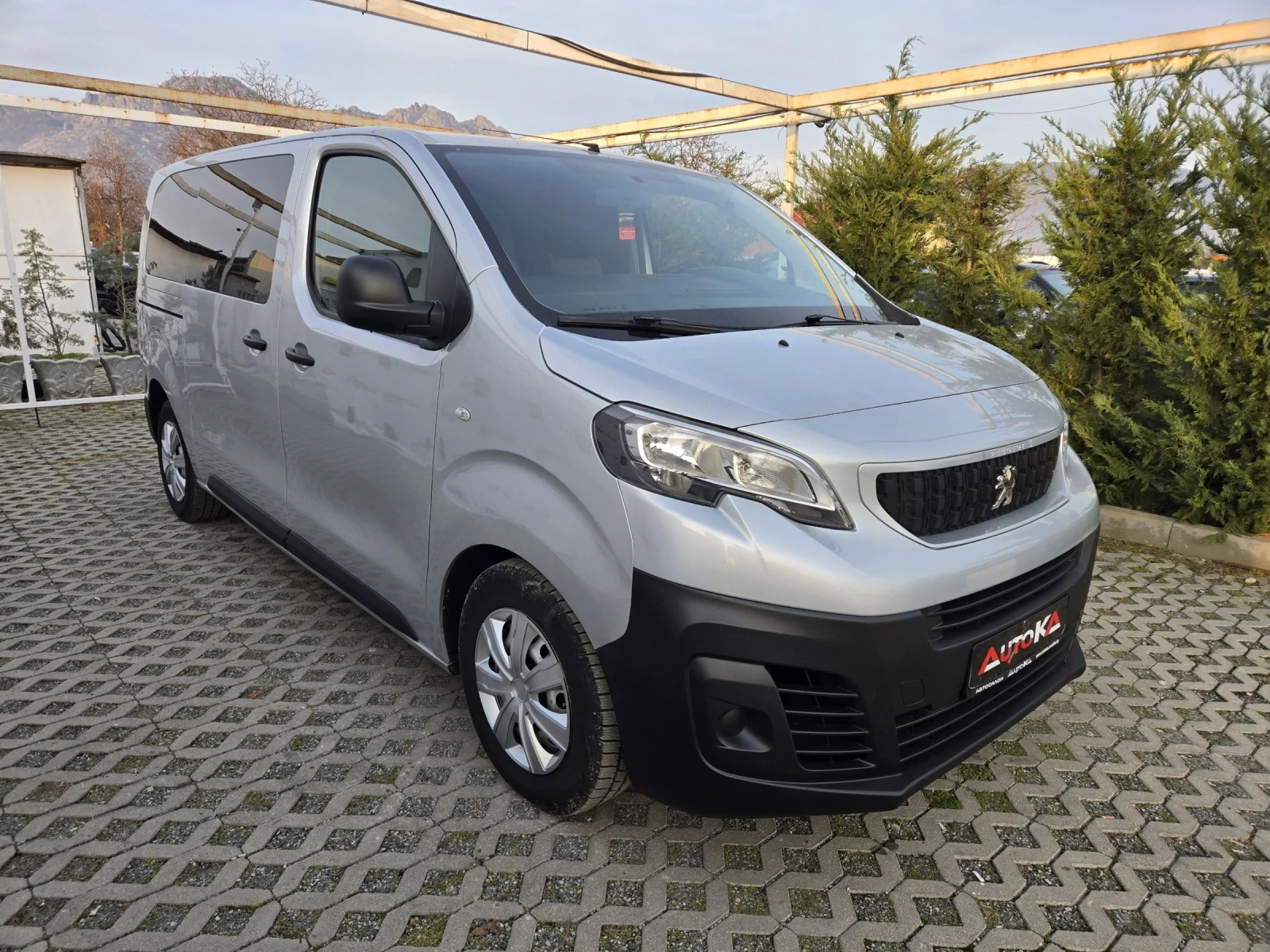 Peugeot Expert 2.0HDI-150кс= 6СКОРОСТИ= ТОВАРОПЪТНИЧЕСКИ, снимка 2 - Бусове и автобуси - 55016766