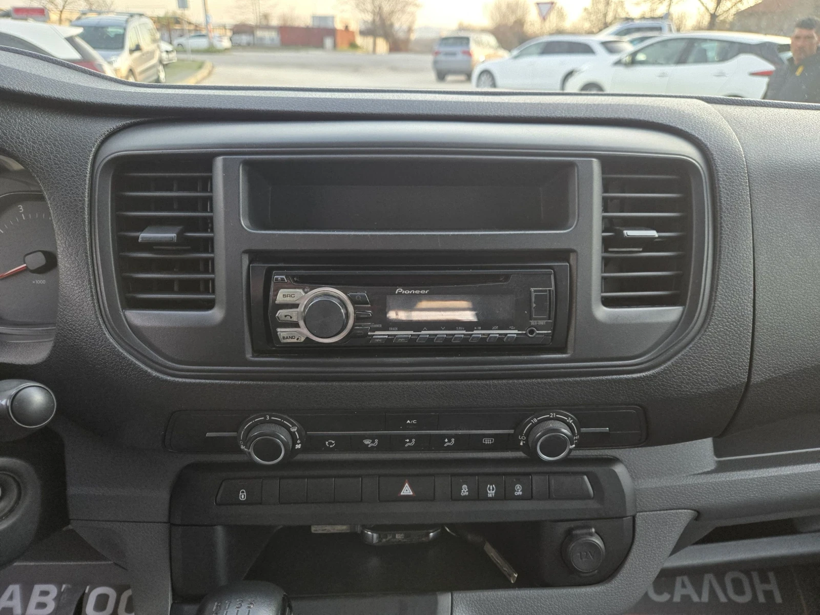 Peugeot Expert 2.0HDI-150кс= 6СКОРОСТИ= ТОВАРОПЪТНИЧЕСКИ, снимка 15 - Бусове и автобуси - 55016766