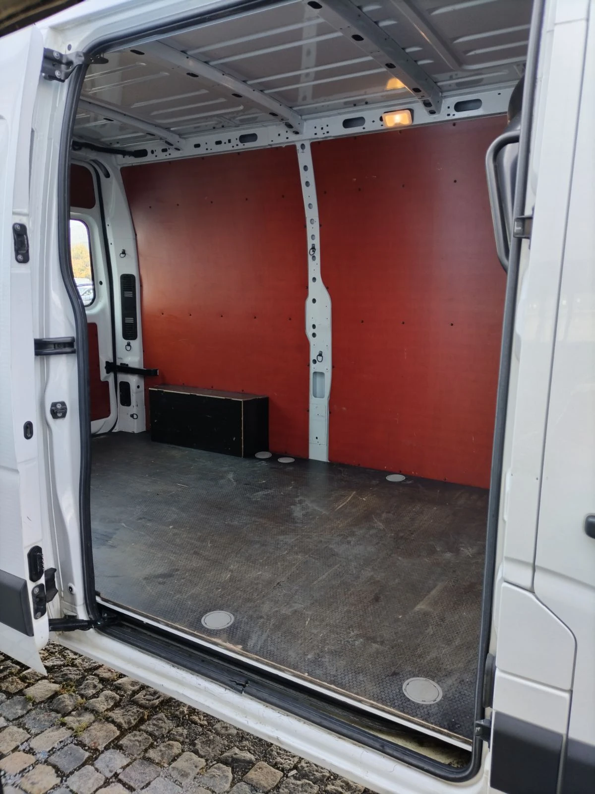 Renault Master 2.3dCi/150к.с./L2H2/Start&Stop, снимка 15 - Бусове и автобуси - 56518810