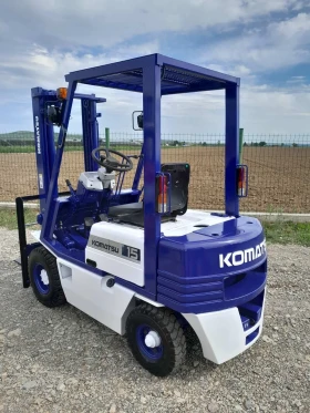   Komatsu 