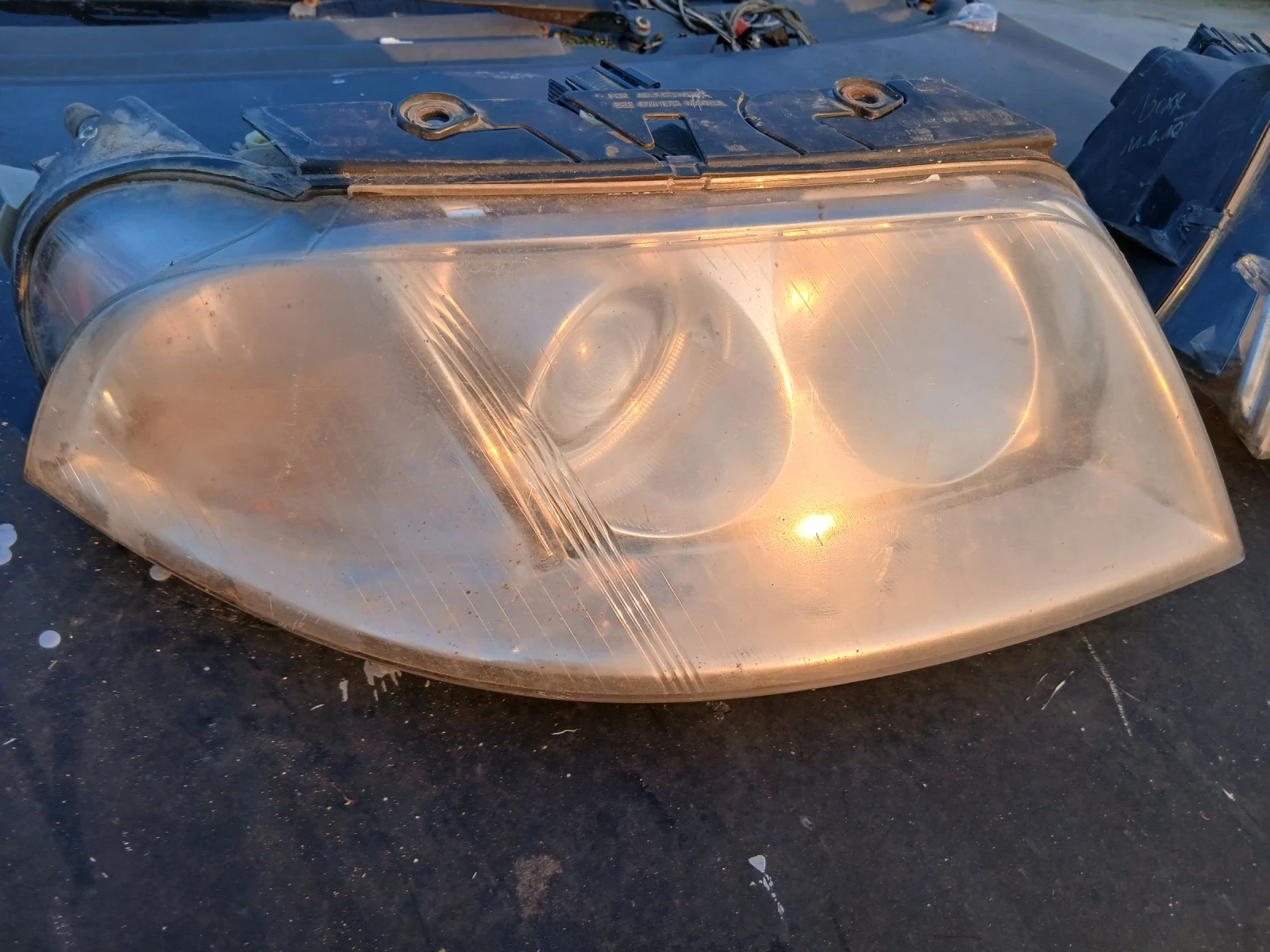 Фарове за vw passat 5.5, снимка 3 - Части - 53967059