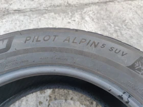 Гуми Зимни 235/60R18, снимка 8