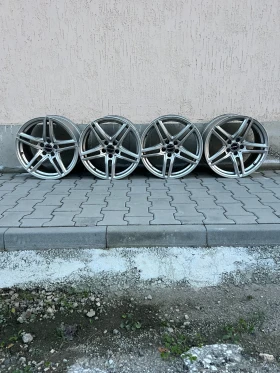       Mercedes-Benz CLS 320