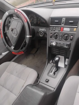 Mercedes-Benz C 180 Ц 180. 122 конски сили , снимка 1