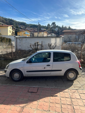 Renault Clio 1.5 DCI, снимка 3 - Автомобили и джипове - 45164564