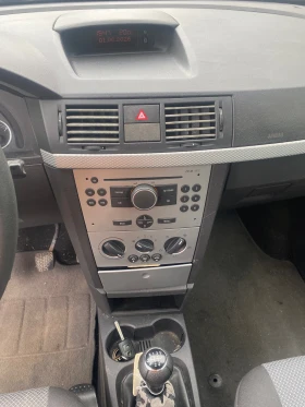 Opel Meriva 1.3CDTI Клима - 1400 € / 2738.16 лв. - 63389110 10