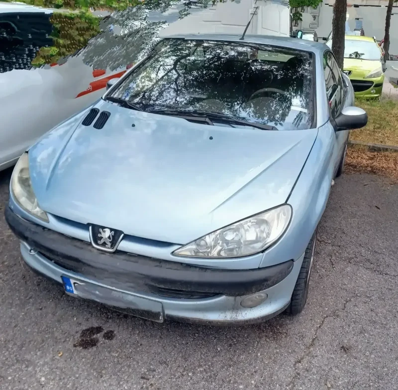 Peugeot 206 cc, снимка 1 - Автомобили и джипове - 47678419