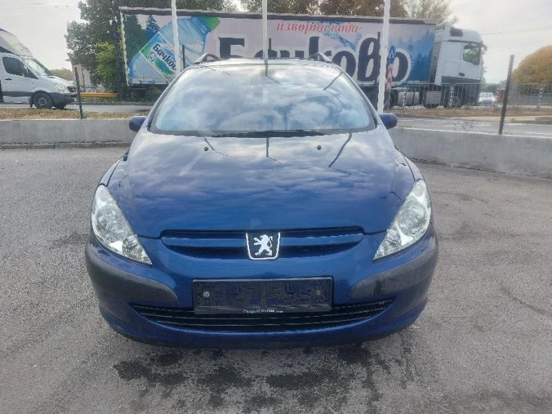 Peugeot 307 1.4 бензин Топ състояние , снимка 3 - Автомобили и джипове - 47949145