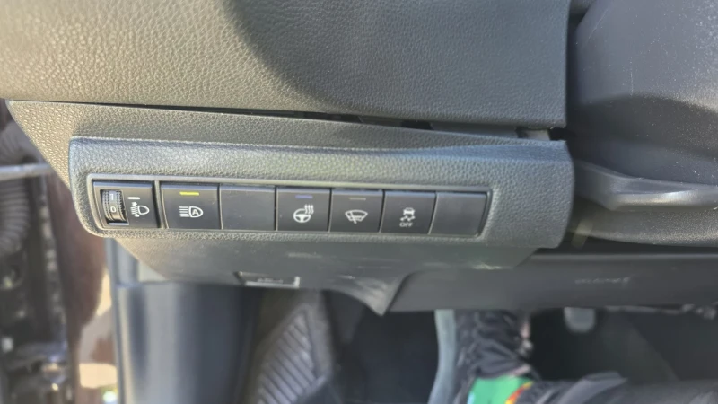 Suzuki Swace 1.8Hybrid 122кс* Дигитал* Подгрев* Лед, снимка 15 - Автомобили и джипове - 49959767