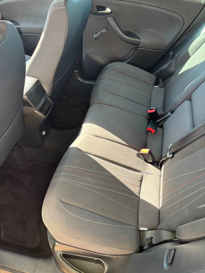 Seat Altea 1.6 105кс Eco + Теглич , снимка 10 - Автомобили и джипове - 52616523