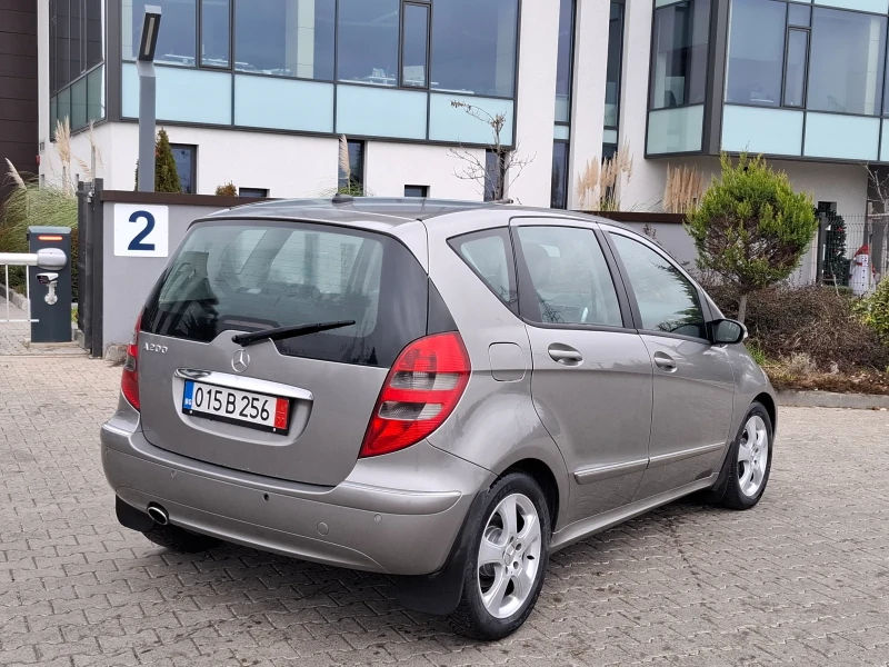 Mercedes-Benz A 200 2.0i* (136кс)* AVANTGARD* * КОЖА* * НОВ ВНОС* , снимка 11 - Автомобили и джипове - 52890550